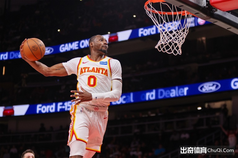 克拉克以,杆领先帕尔,默邀请赛,澳门皇冠,皇冠体育,皇冠官网,CROWN,SPORTS