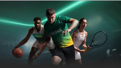 蓉城球队备战揭秘：成都球队倾力冲刺，斗志昂扬！