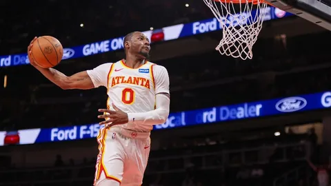 克拉克以67杆领先帕尔默邀请赛，麦克罗伊第六，舍夫勒第十一并列